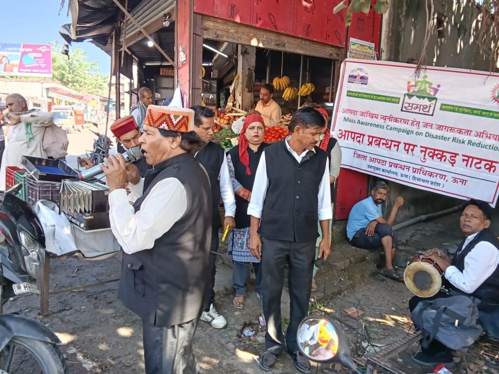 Under the Samarth Abhiyan people were made aware of the importance of safe building construction